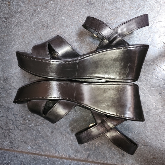 Born Du Juor Leather Wedge Sandles Women's size 9 - Picture 6 of 7
